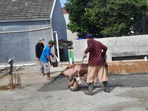 Penyelesaian Pengecoran Lantai Satu